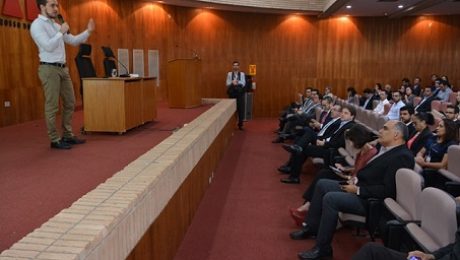 geral-palestra-guilherme-france25setoabjpge_20762664